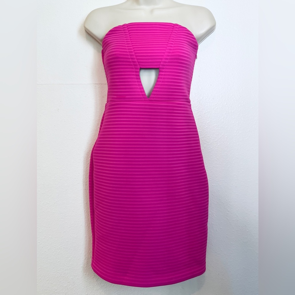 Hot Pink Strapless Ribbed Mini Bodycon Dress.  Women’s Size 4.
